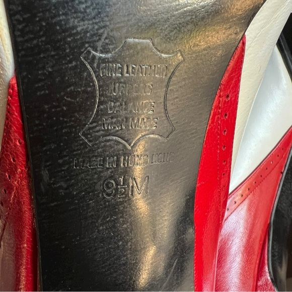 Van Eli Dandy Red and White Women's Pumps - Picture 5 of 9